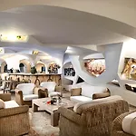 Hotel Grand Poltu Quatu