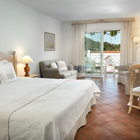 Grand Poltu Quatu Szálloda Porto Cervo