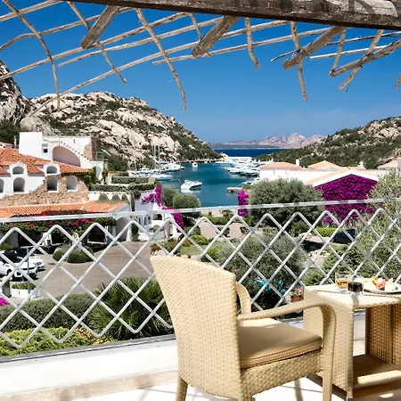 Szálloda Grand Poltu Quatu 5*