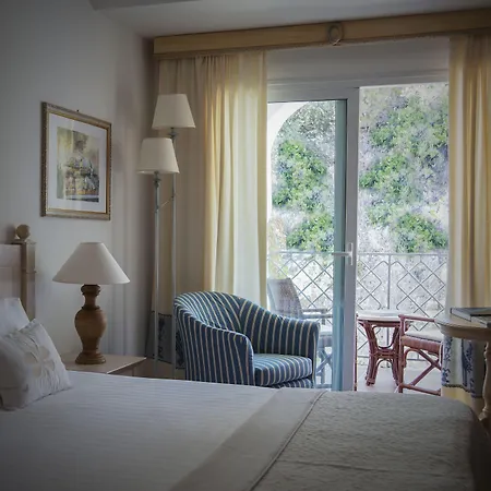 Szálloda Grand Poltu Quatu 5*