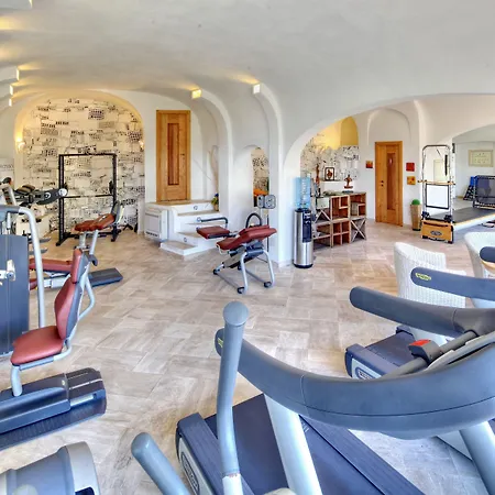 Szálloda Grand Poltu Quatu