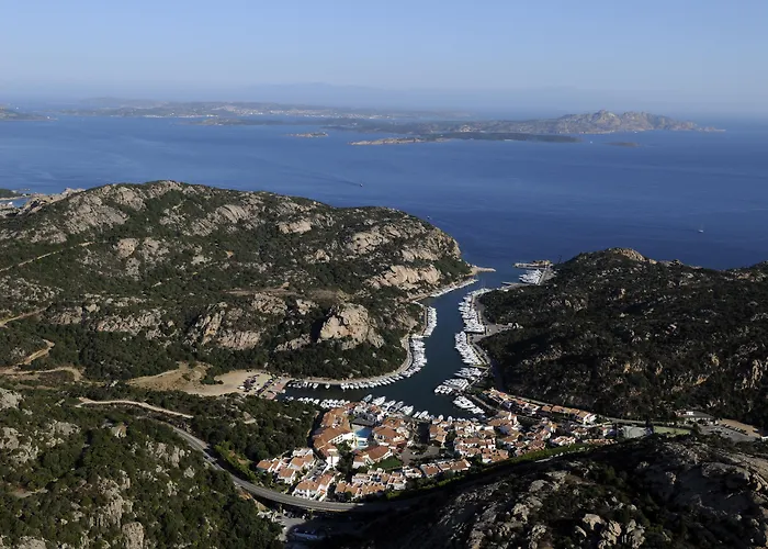 Grand Poltu Quatu 酒店