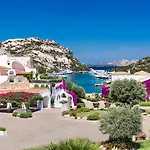 Grand Poltu Quatu Hotel 5*