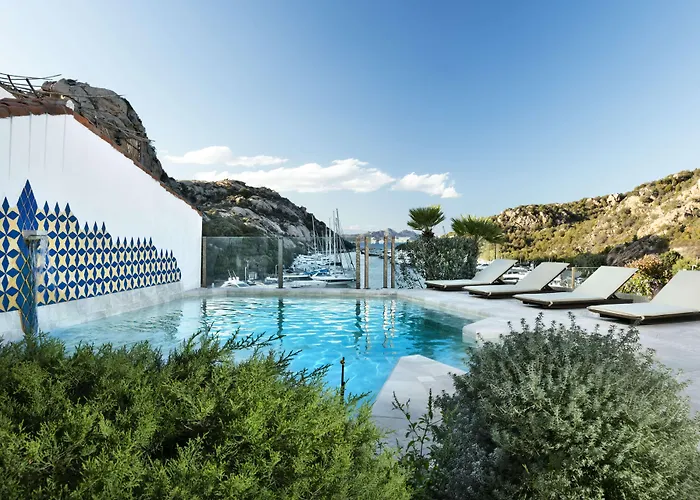 Grand Poltu Quatu Отель Порто-Черво